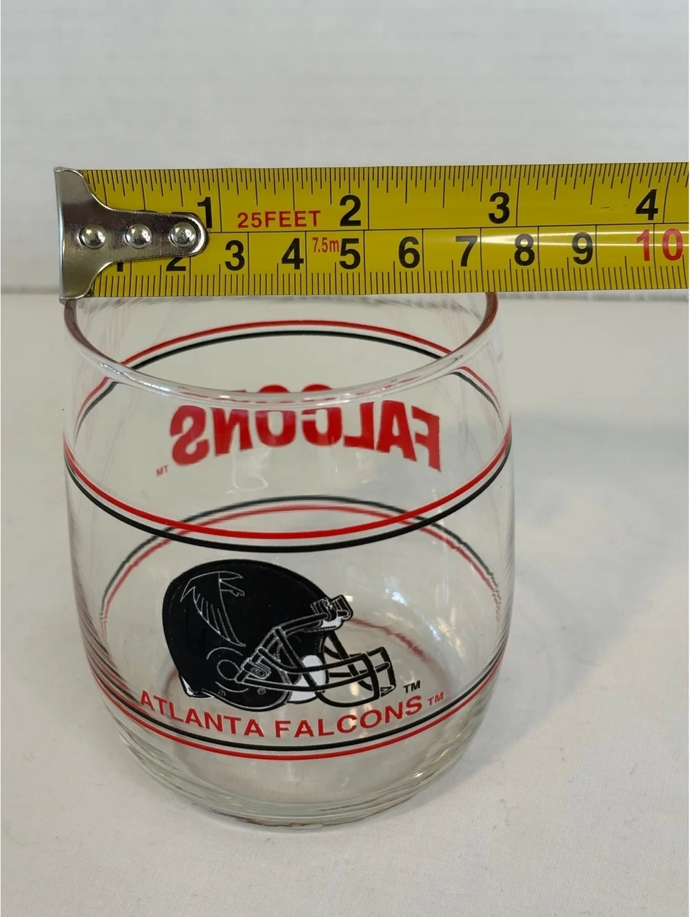 Vintage 1980s Atlanta Falcons NFL Rocks Glass – 12oz Tumbler Retro Helmet Logo
